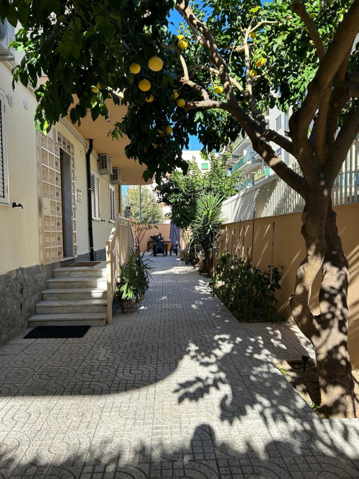 B&B Confort Reggio di Calabria Eksteriør billede